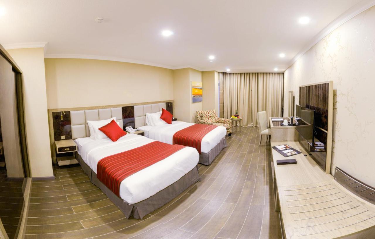 Ramada By Wyndham Bishkek Centre Quarto foto